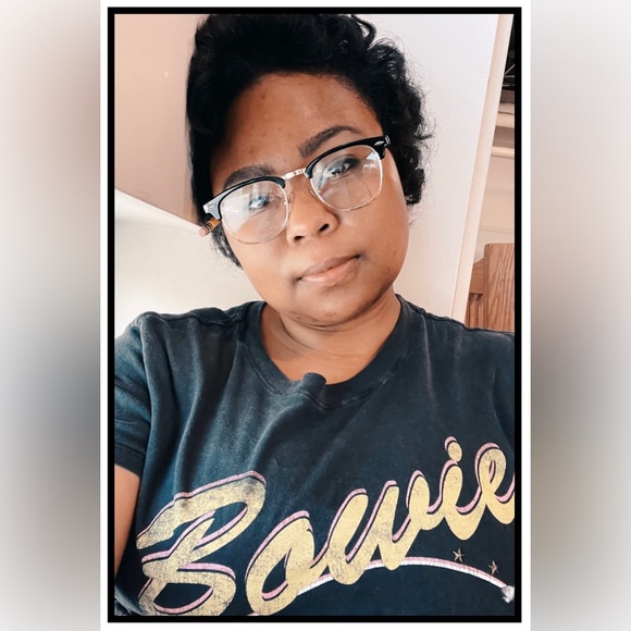 Meet your Posher, Tish - Picture 4 of 14